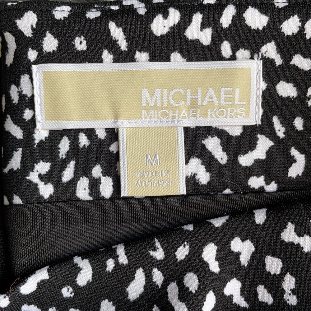 Michael Kors Black/White Print Pencil Skirt - Picture 7 of 9